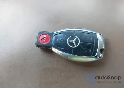 2008 Mercedes-Benz S 550 4Matic z USA, uszkodzony, nr VIN WDDNG86X68A208996